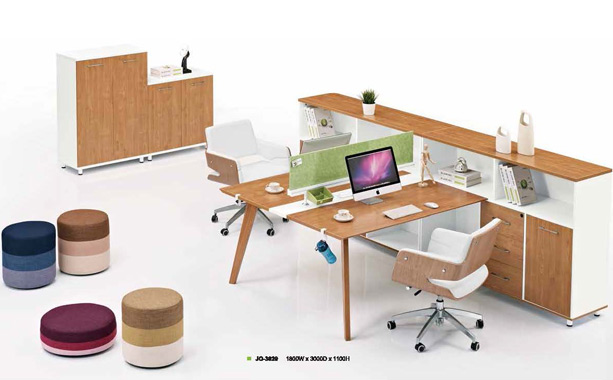 ���T�����T����