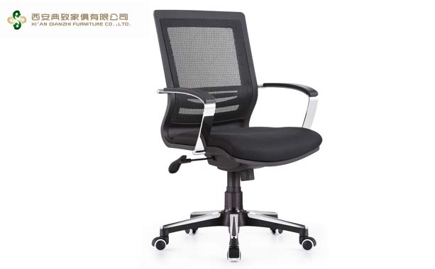 ���k���D(zhu��n)�Ρ�