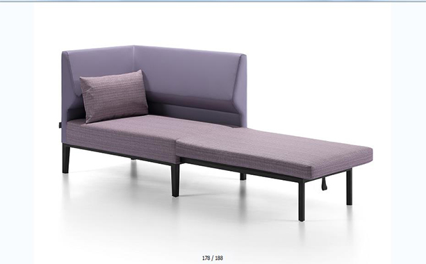 沙發(fā)�?4.jpg 沙發(fā)�?4.jpg